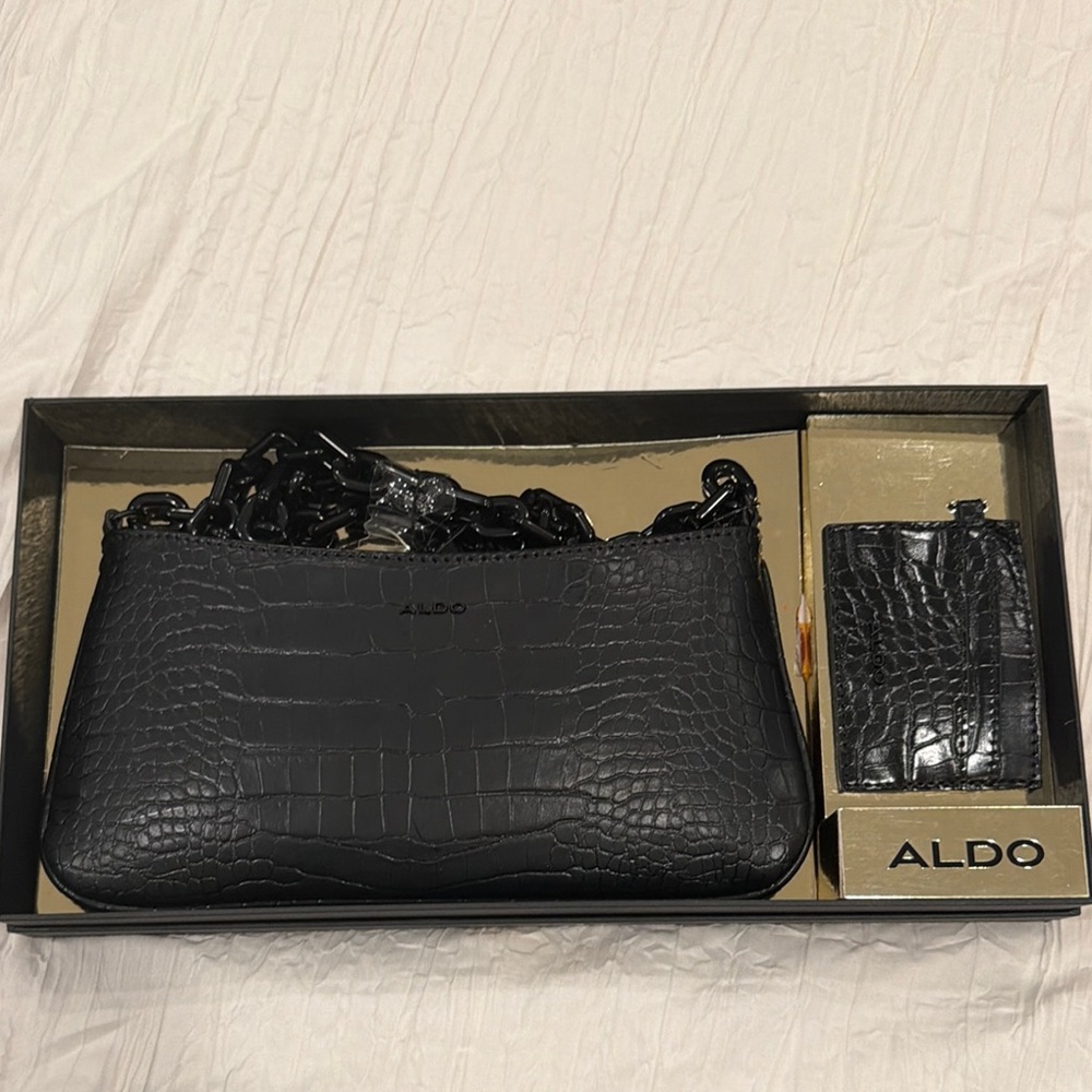 ALDO Black Croc-Embossed Chain Shoulder Bag